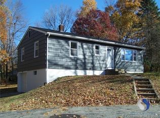 4 Fernwood St, Plainfield, CT 06374
