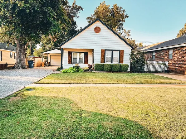 407 NW Main St, Minco, OK 73059