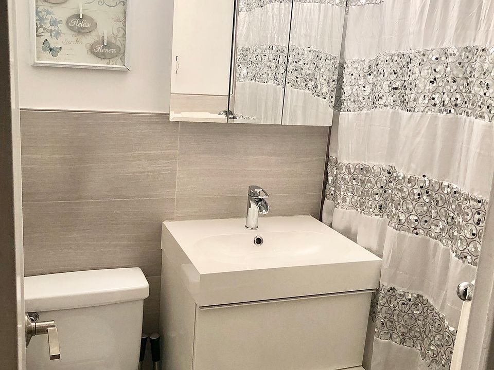 1st image of 6115 97th St APT 1M