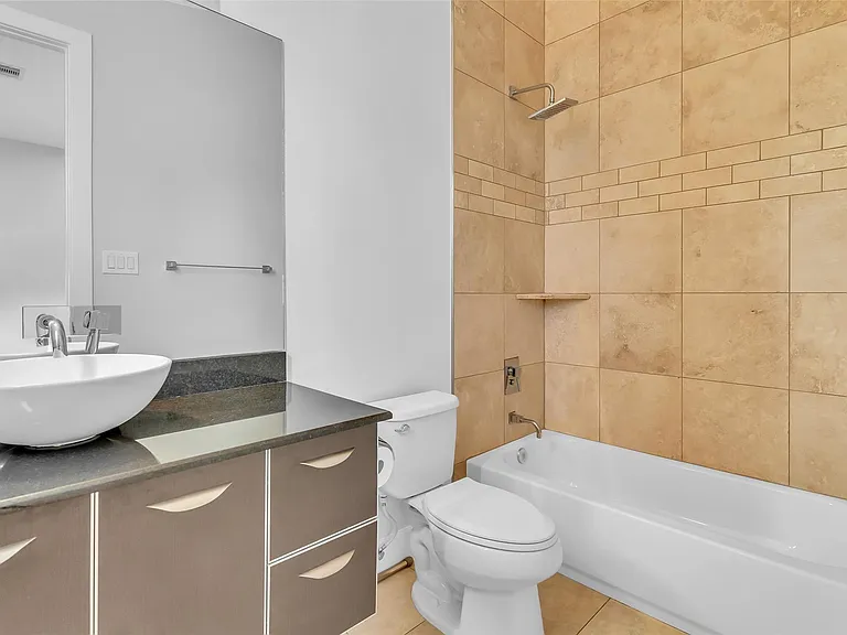 1802 Hickory St — Photo 30
