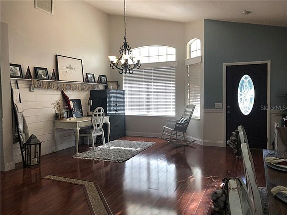 5th image of 3316 Silverpond Dr
