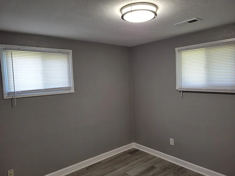 30 Jordan Dr — Photo 8