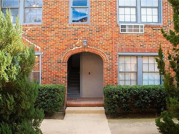 2nd image of 1115 S Jennings Ave APT 10