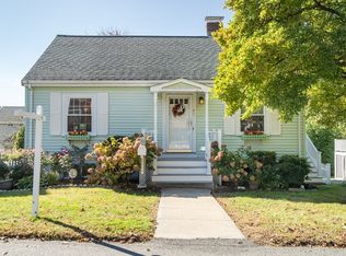 77 Waverley St, Arlington, MA 02476