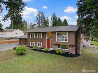 12103 SE 70th St, Renton, WA 98056
