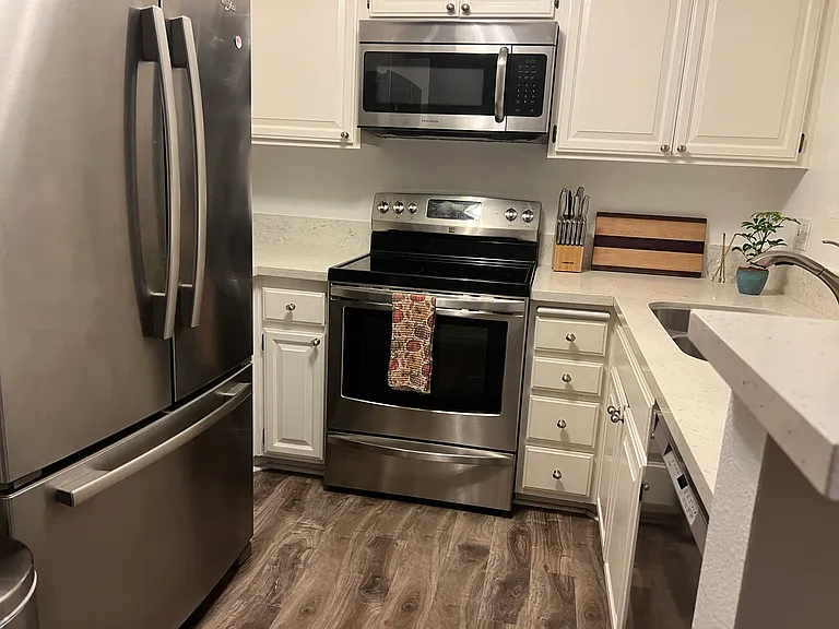 22100 Burbank Blvd #333D — Photo 5