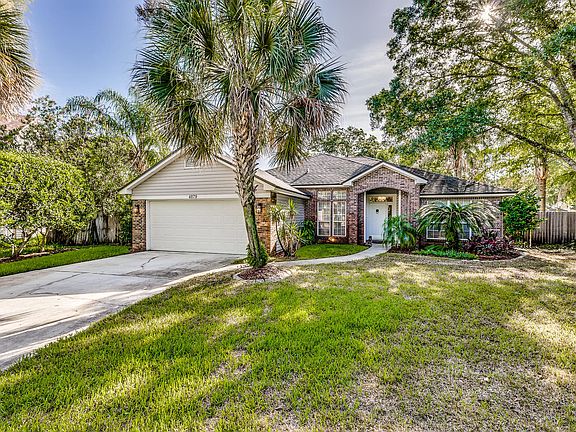 5th image of 4879 Victoria Chase Ct