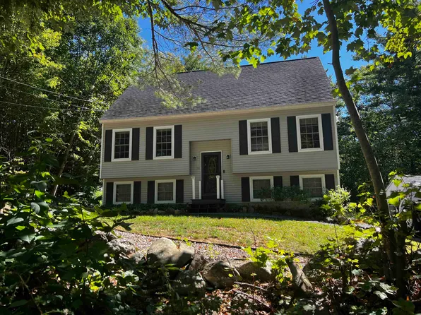 33 Old Rochester Road, Barnstead, NH 03225