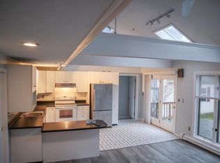 136 Broadway APT D, Dover, NH 03820