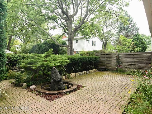 2nd image of 2611 E Garden Walk