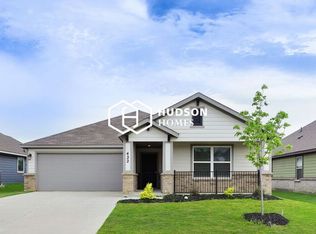 422 Rose Ave, Cleburne, TX 76033