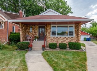 9829 S Utica Ave, Evergreen Park, IL 60805