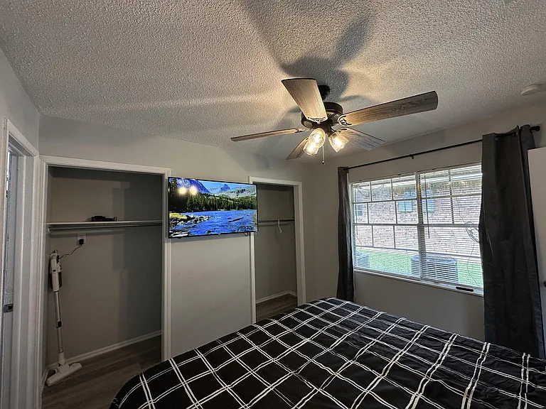 3800 Pine St #4 — Photo 9