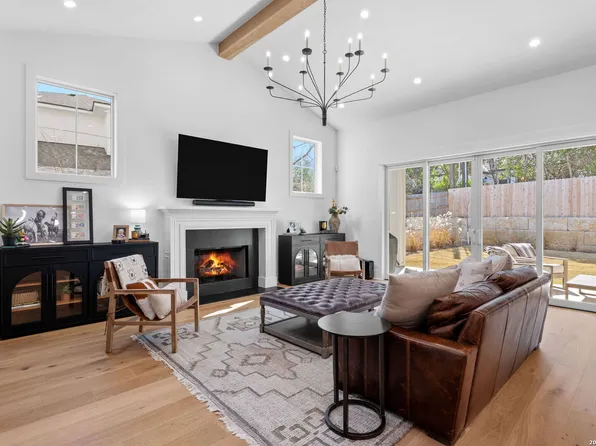 808 Canterbury Hill, San Antonio, TX 78209