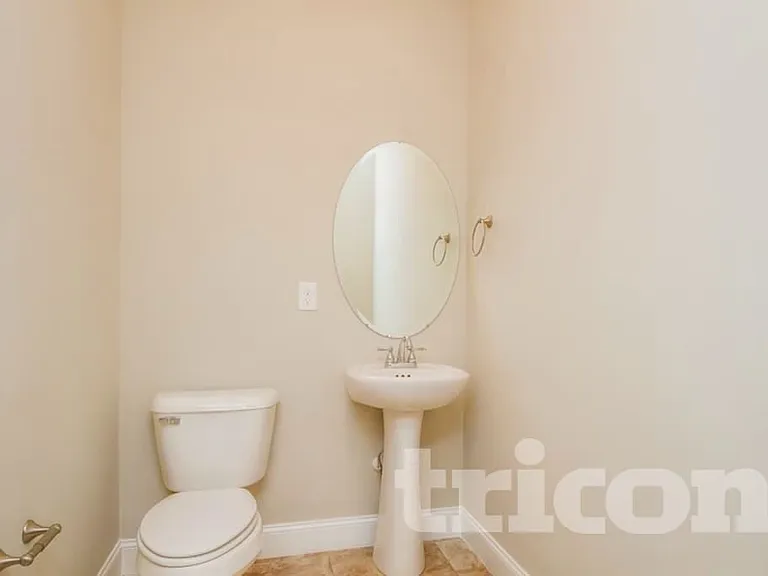 1514 Burrows Ave — Photo 11