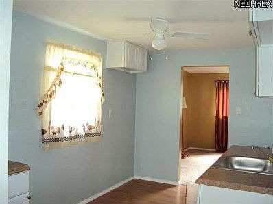 4th image of 160 N Edgehill Ave
