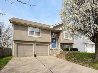 11114 N Central St, Kansas City, MO 64155