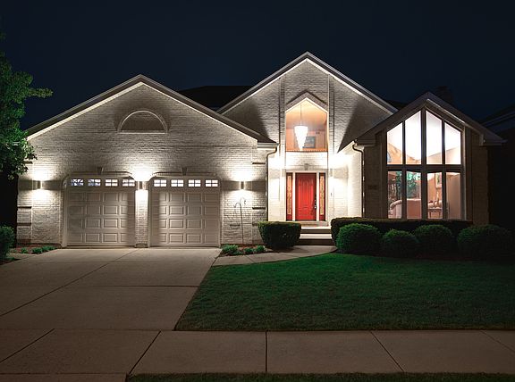 5th image of 1010 Carlow Dr