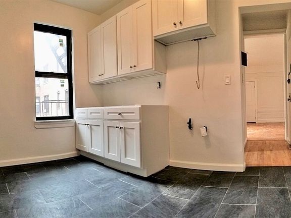 2nd image of 121 Parkside Ave APT 8