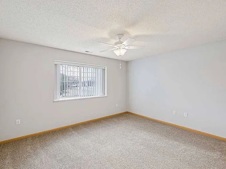 Pinebrook Apartments — Photo 69