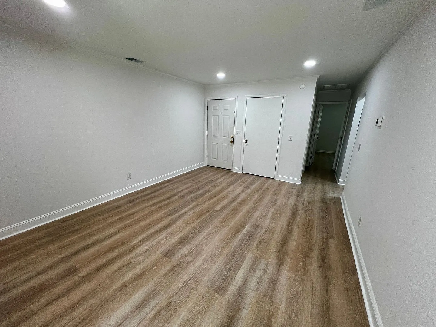 Rosewood condo — Photo 2