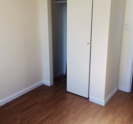 5th image of 3011 32nd St