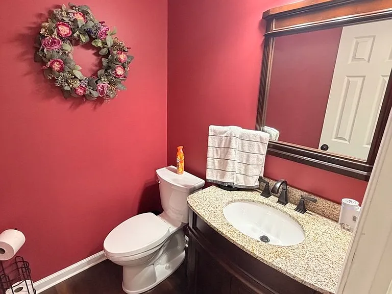 1219 Huntington Dr — Photo 17
