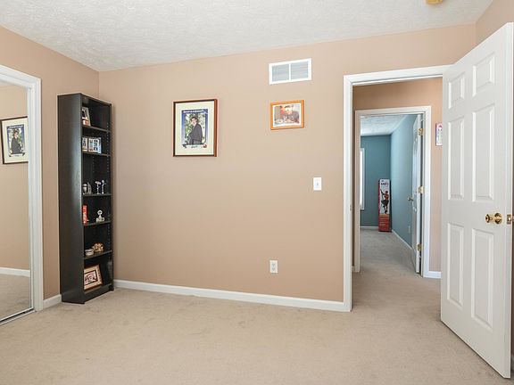 5th image of 3 Rosewood Ct