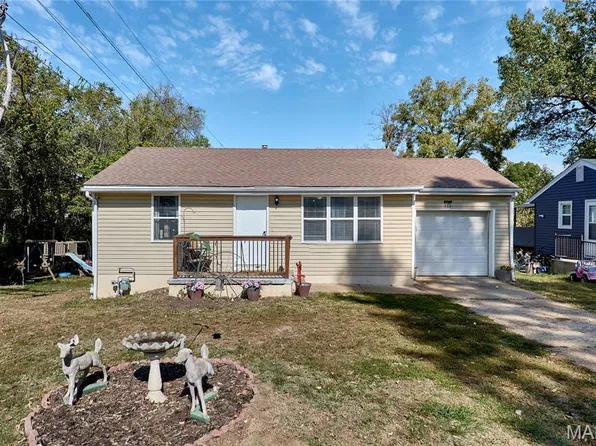 535 Cap Au Gris St, Troy, MO 63379