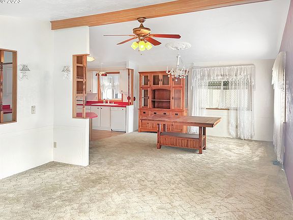 3rd image of 507 NE 99th St Unit 21