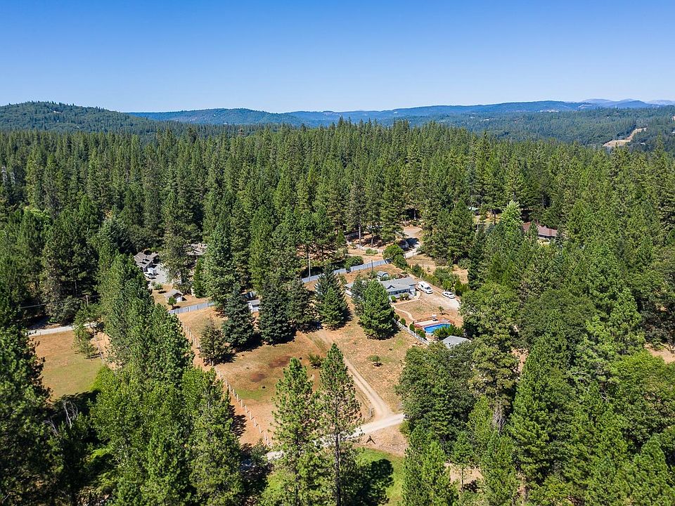 2nd image of 15166 Moore Hill Rd