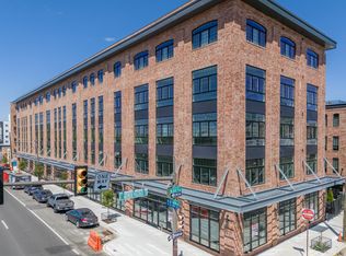 2401 Washington Ave, Philadelphia, PA 19146