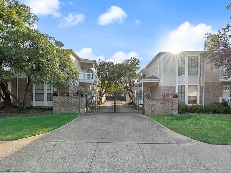 817 Pavillion St
