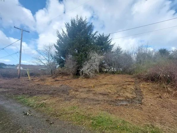 2750 Oliver Ave, Crescent City, CA 95531