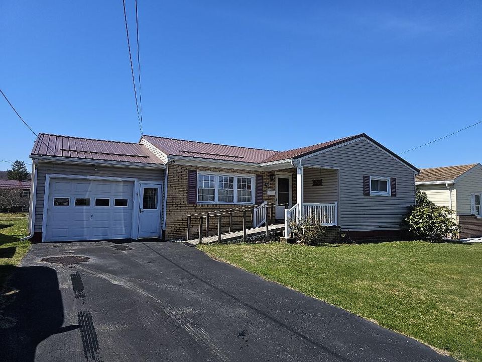 1st image of 411 Sheridan Dr