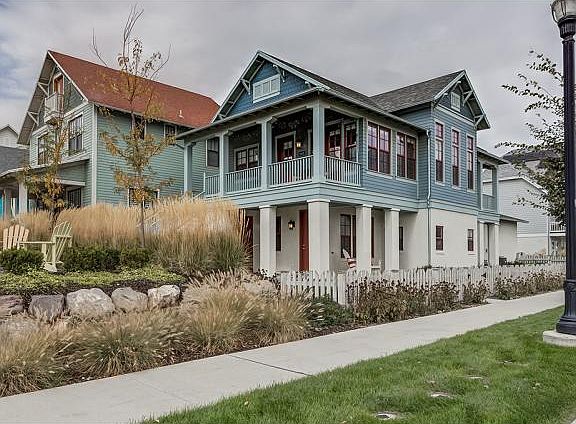 4th image of 10618 S Lake Ave