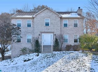 420 Cloverdale Dr, Wexford, PA