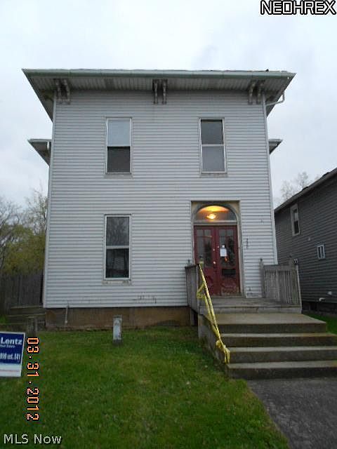1st image of 218-220 5th St