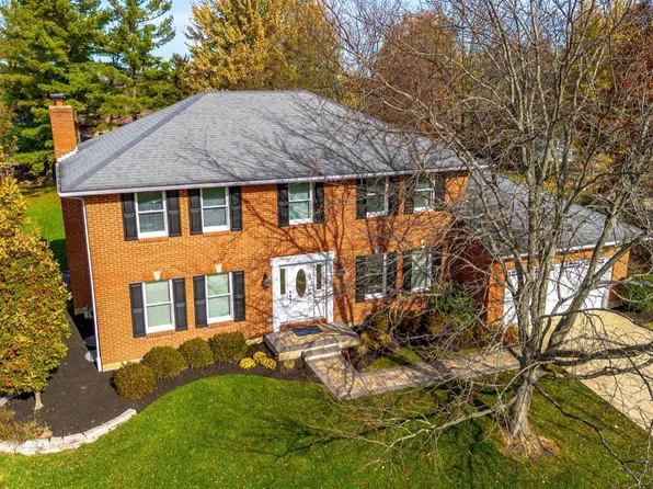 9140 Red Cedar Dr, West Chester, OH 45069