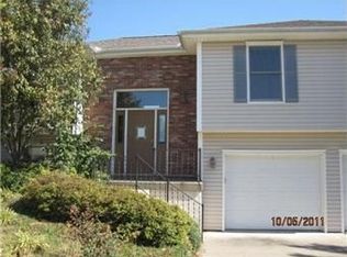 204 Rhodus Ct, Lawson, MO 64062