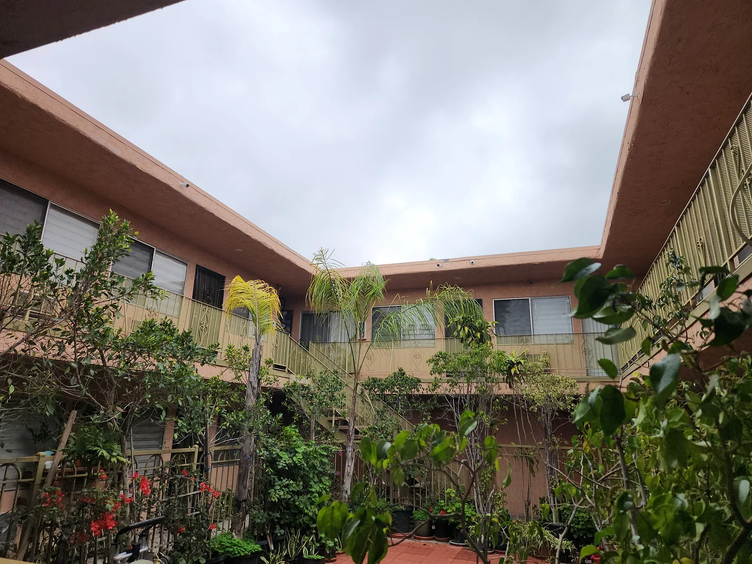 1 bed, 650 sqft, $1,950 — Photo 4