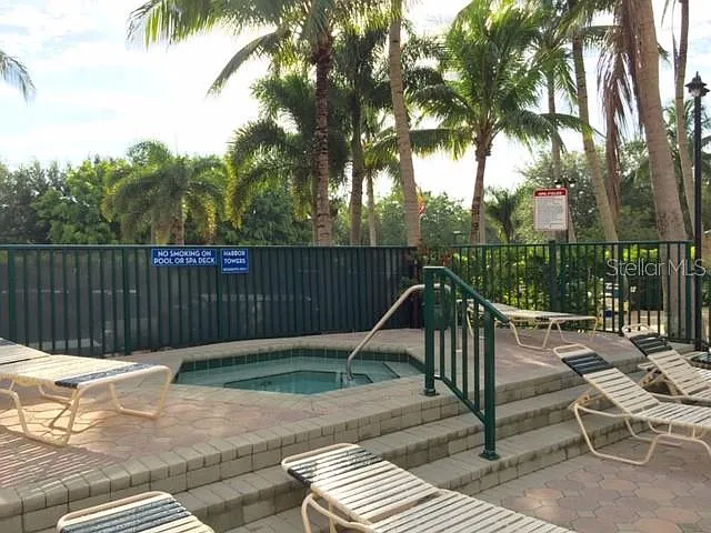 2060 Matecumbe Key Rd #2104 — Photo 5