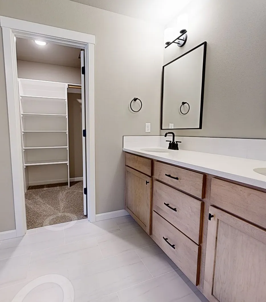 3 bed, 2.5 bath, 1900 sqft, $2,750 — Photo 4