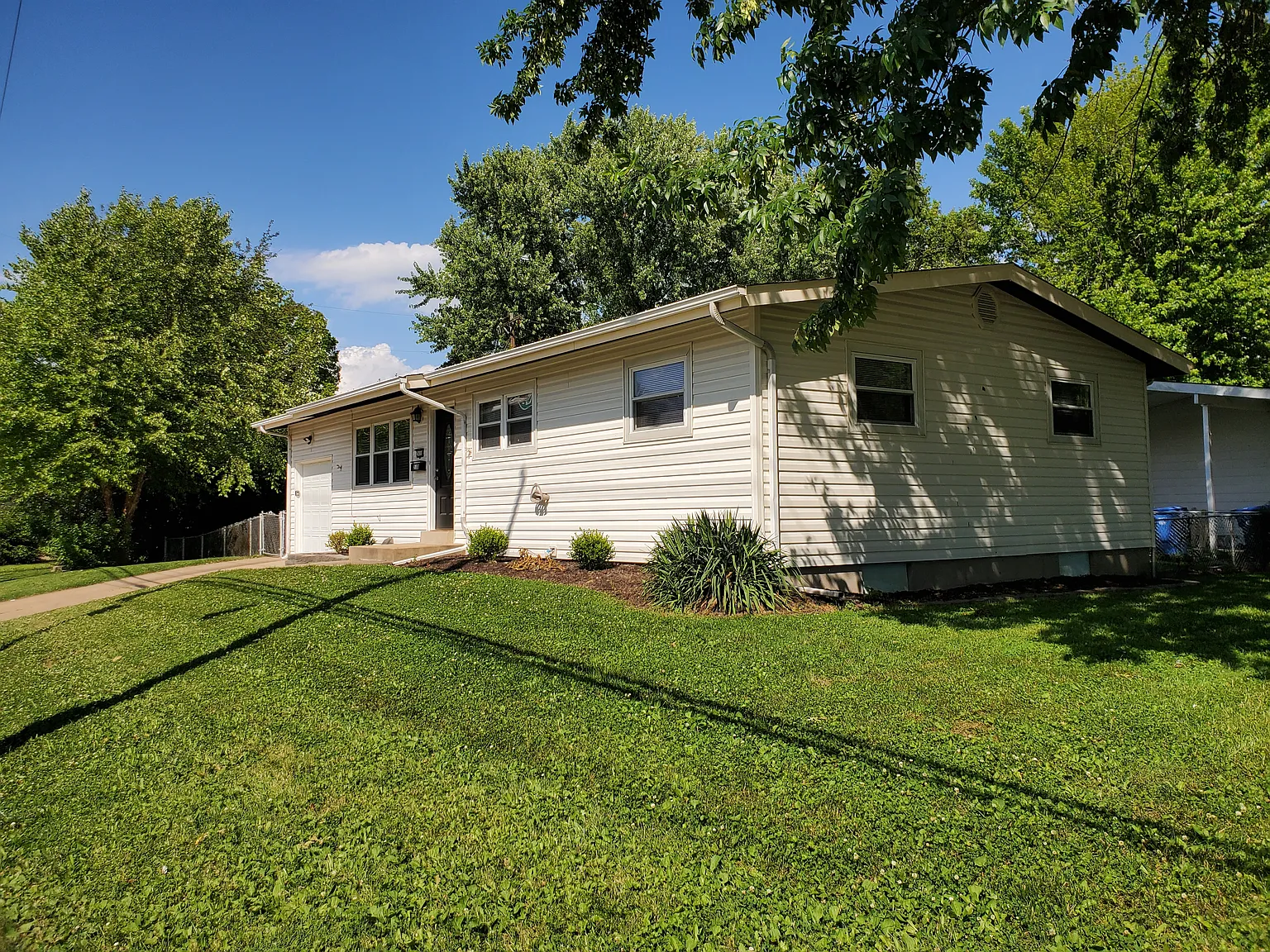 2410 Patterson Rd photo 1
