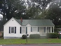 6 Green Street - B — Photo 1