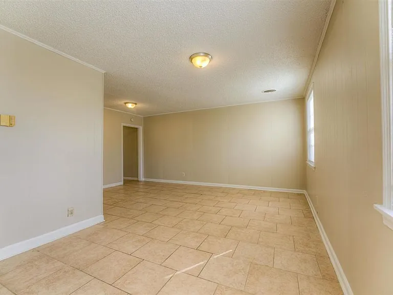 1736 Edward Ave — Photo 16