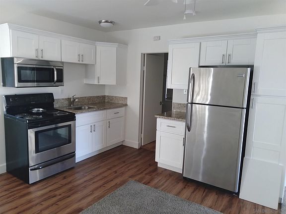 4th image of 3740-48 6th Ave