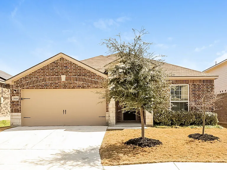 7928 Bluewater Cv — Photo 1