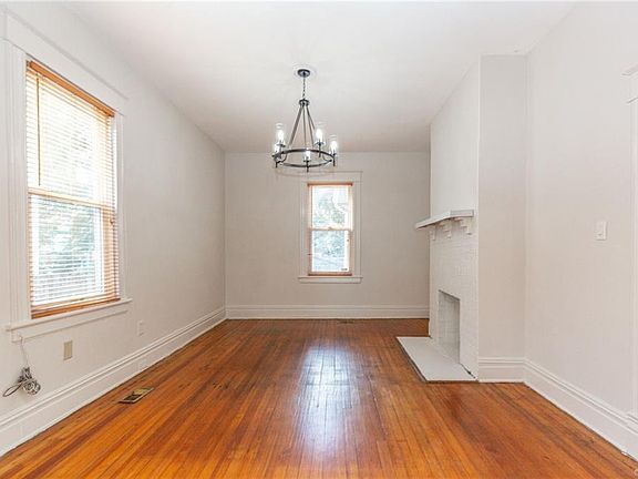5th image of 3016 Garland Ave