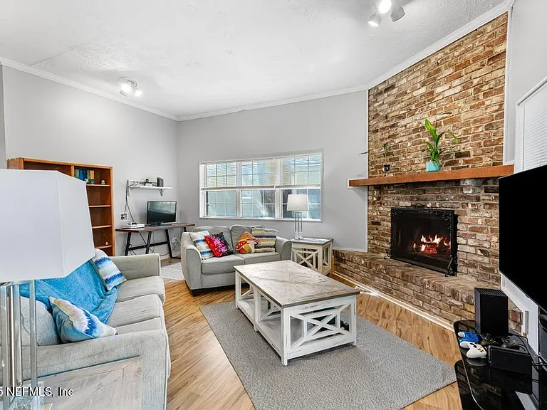 6545 Newcastle Rd — Photo 30